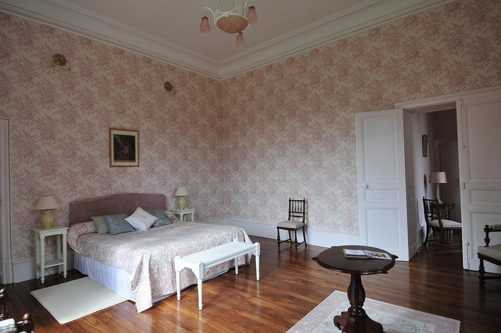 Bed and Breakfast La Demeure D'Aglae Villeneuve-sur-Allier Zimmer foto